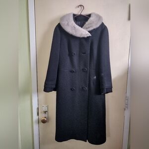 Vintage Wool Coat With Fur Collar